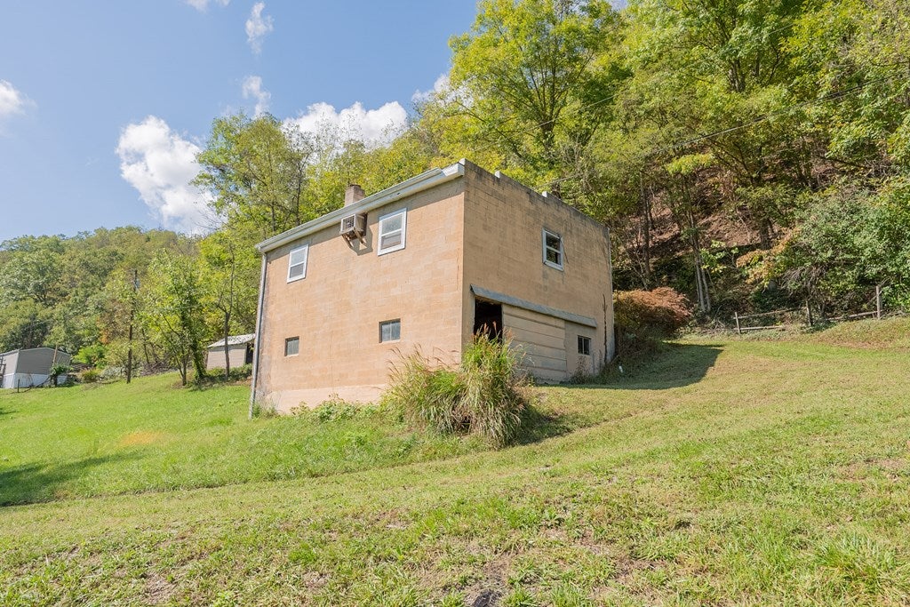 8696 Parrott River Road Parrott, VA 24134 - Photo 7 of 32 Gallery Image 7