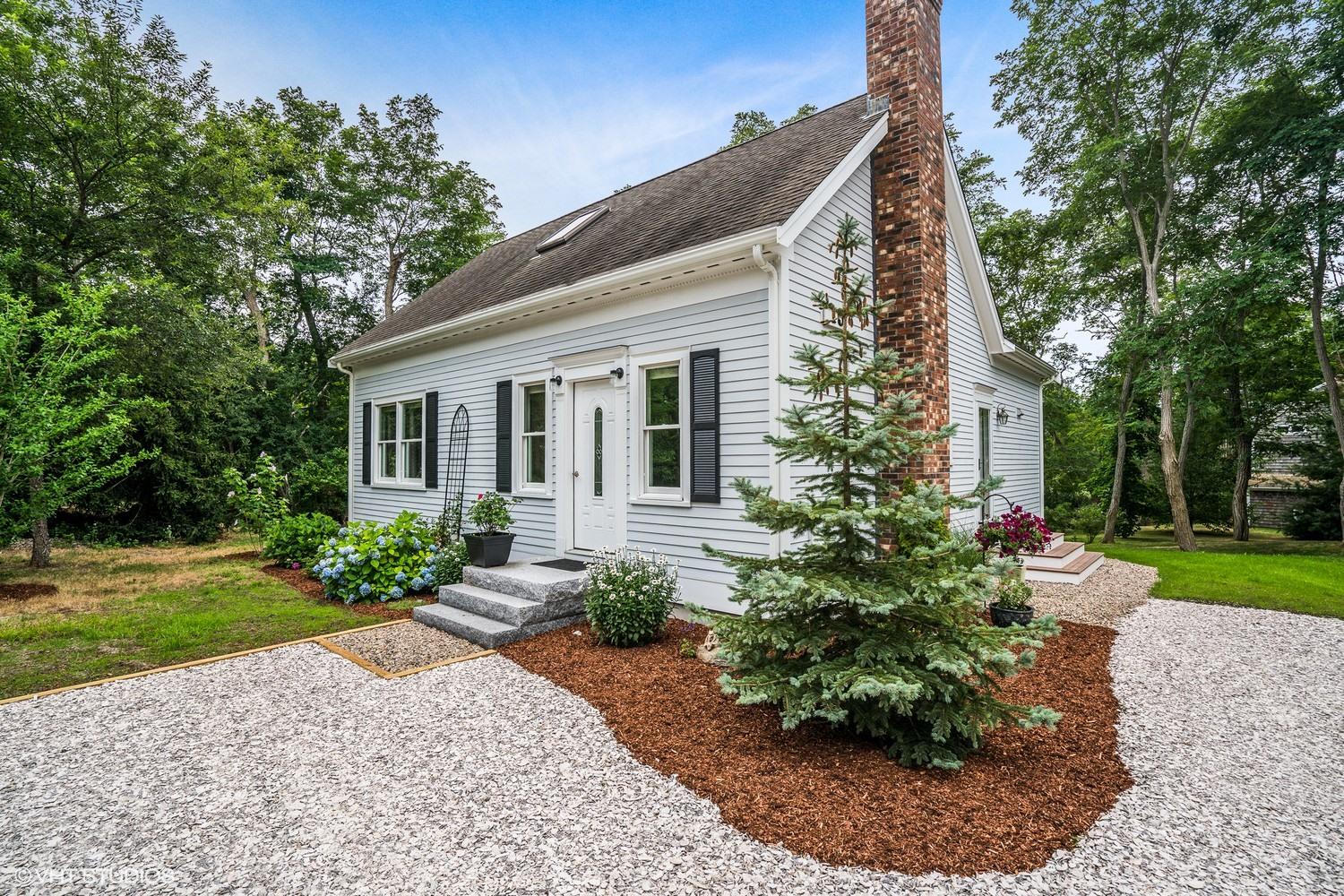 15 Springline Drive Wellfleet, MA 02667 - Photo 1 of 33 Front