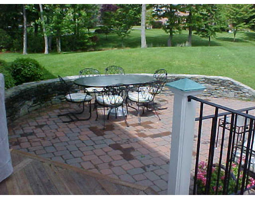 3 Ashley Road Southborough, MA 01772 - Photo 9 of 16 Gallery Image 9