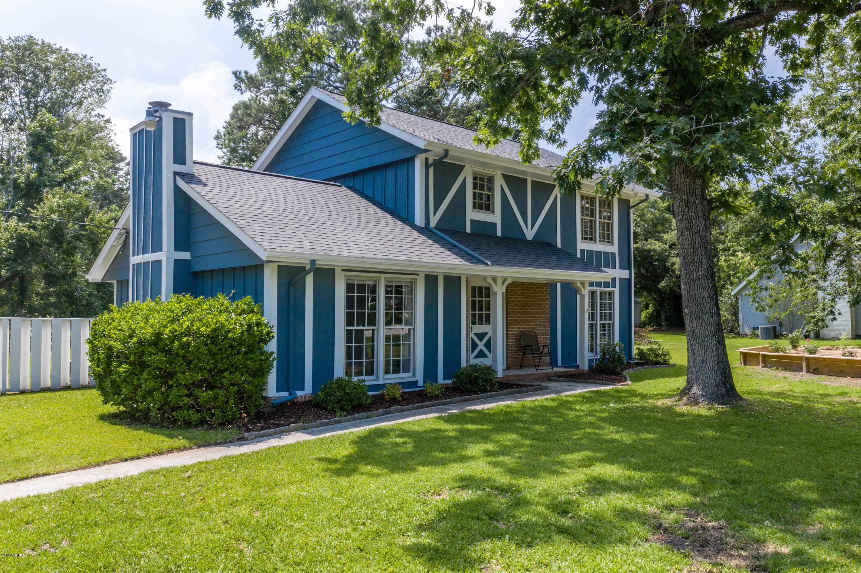 509 Friendly Road Morehead City, NC 28557 - Photo 2 of 32 509 Friendly Rd