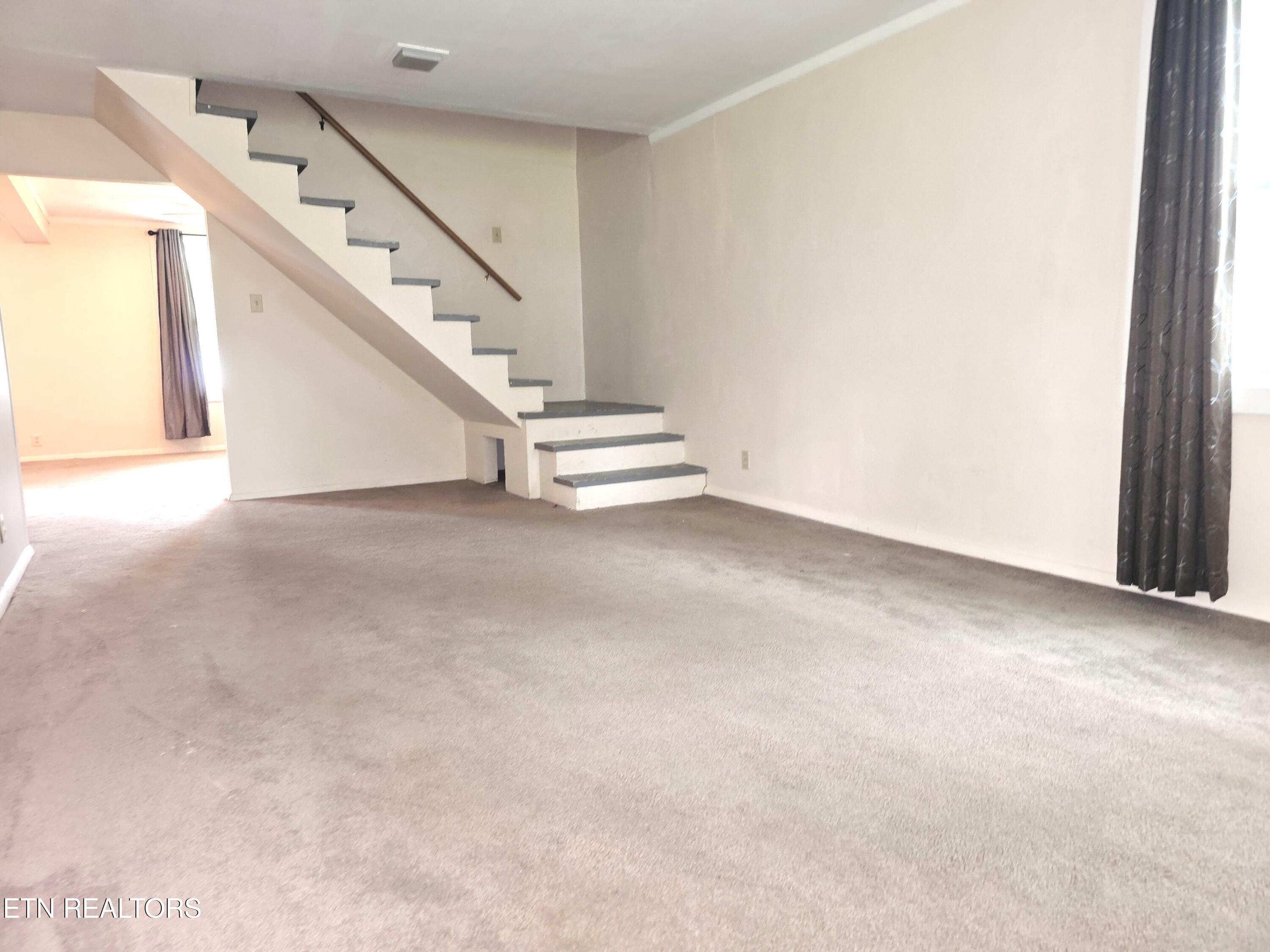 112 Nasson Lane Oak Ridge, TN 37830 - Photo 12 of 20 20260628_092629