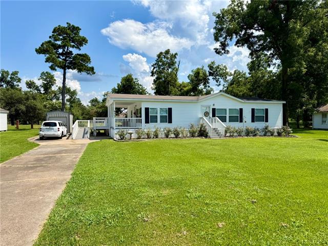 402 Maple Colfax, LA 71417 - Photo 1 of 27