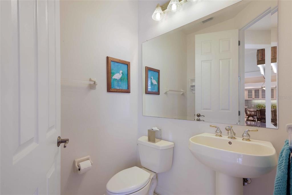 8428 Misty Morning Court Lakewood Ranch, FL 34202 - Photo 15 of 44