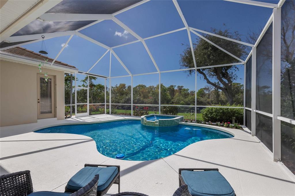 8428 Misty Morning Court Lakewood Ranch, FL 34202 - Photo 29 of 44