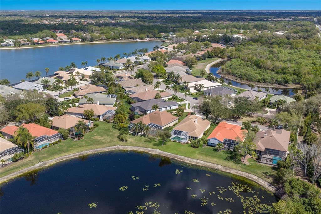 8428 Misty Morning Court Lakewood Ranch, FL 34202 - Photo 36 of 44