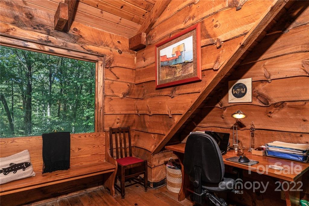353 Blueberry Lane Boone, NC 28607 - Photo 32 of 34 Gallery Image 32