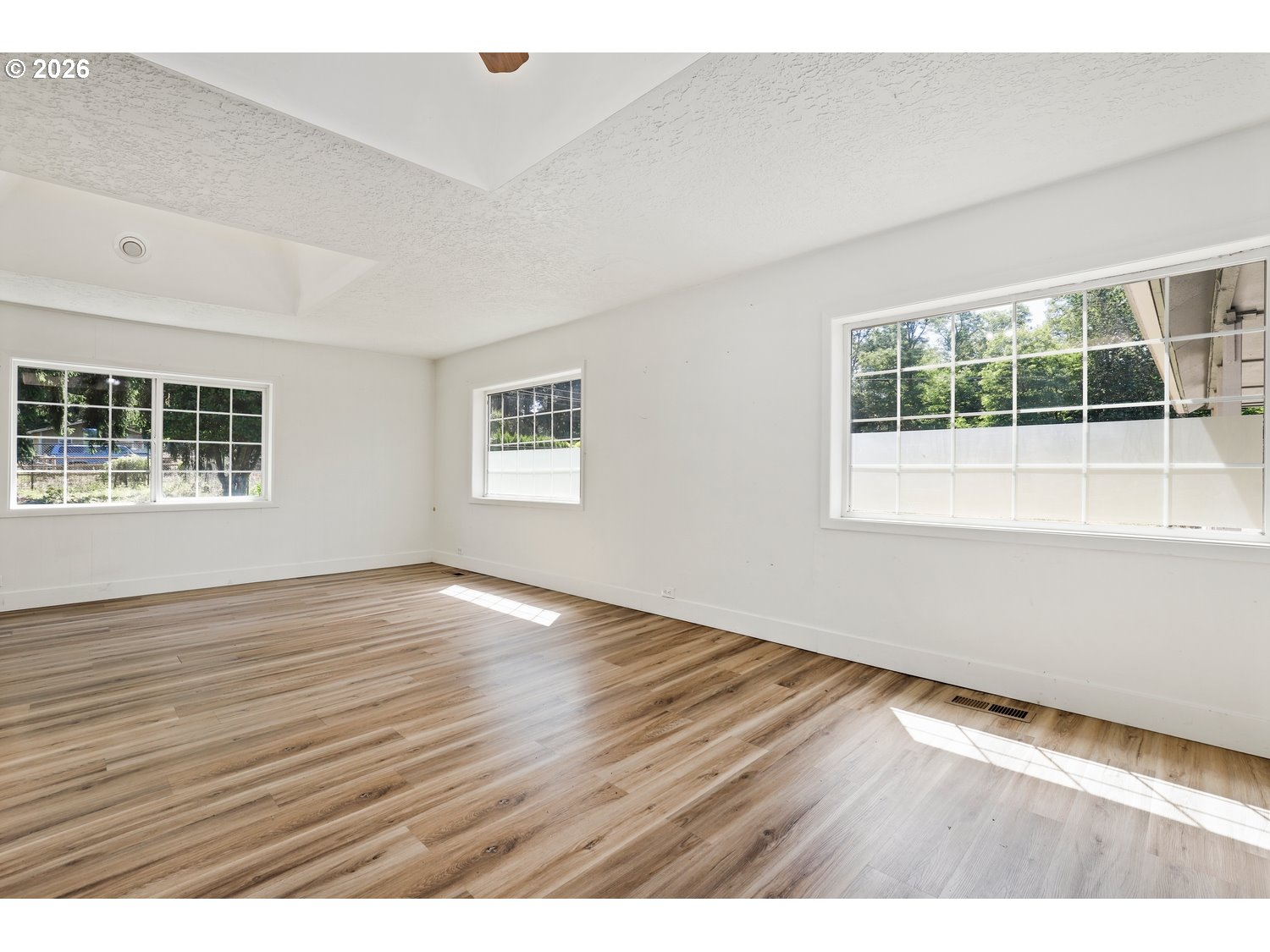 7975 Southwest Norwood Road Tualatin, OR 97062 - Photo 27 of 30
