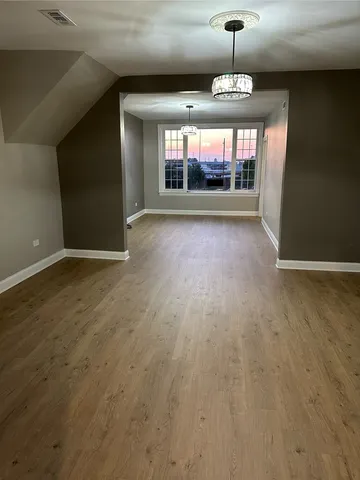 $1,700 | 4621 South Archer Avenue, Unit 3, Chicago, IL 60632