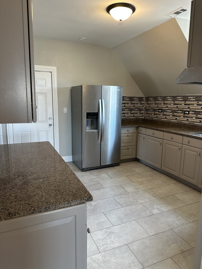 4621 South Archer Avenue, Unit 3 Chicago, IL 60632 - Photo 4 of 5