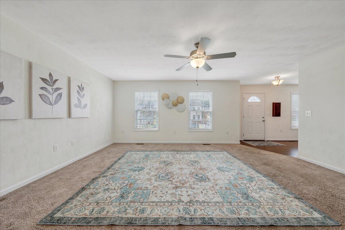427 Cambridge Ct Road Vinton, VA 24179 - Photo 10 of 46 a view of an empty room with window