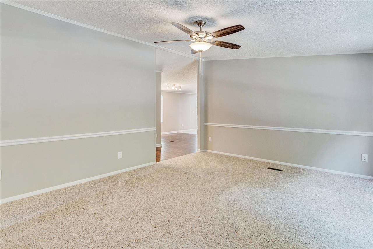 4628 Lockley Road Apex, NC 27539 - Photo 4 of 30 Living Room