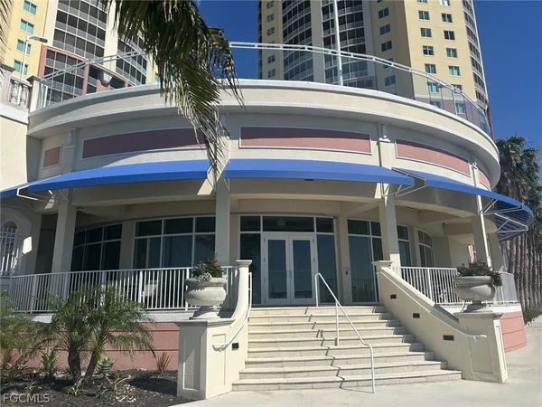 $2,500 | 2743 First Street, Unit 1504, Fort Myers, FL 33916