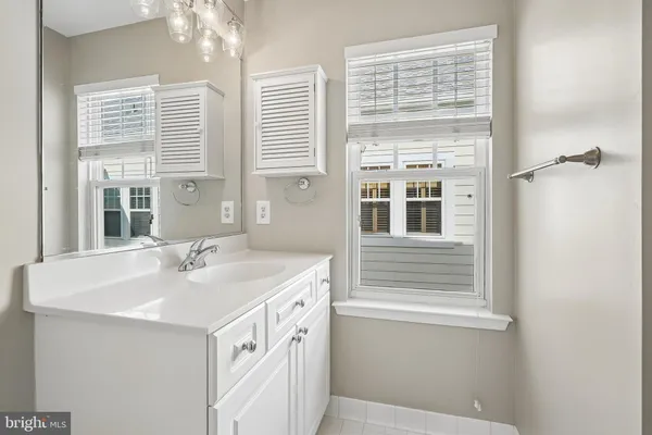 $690,000 | 13754 Fleet Street, Woodbridge, VA 22191