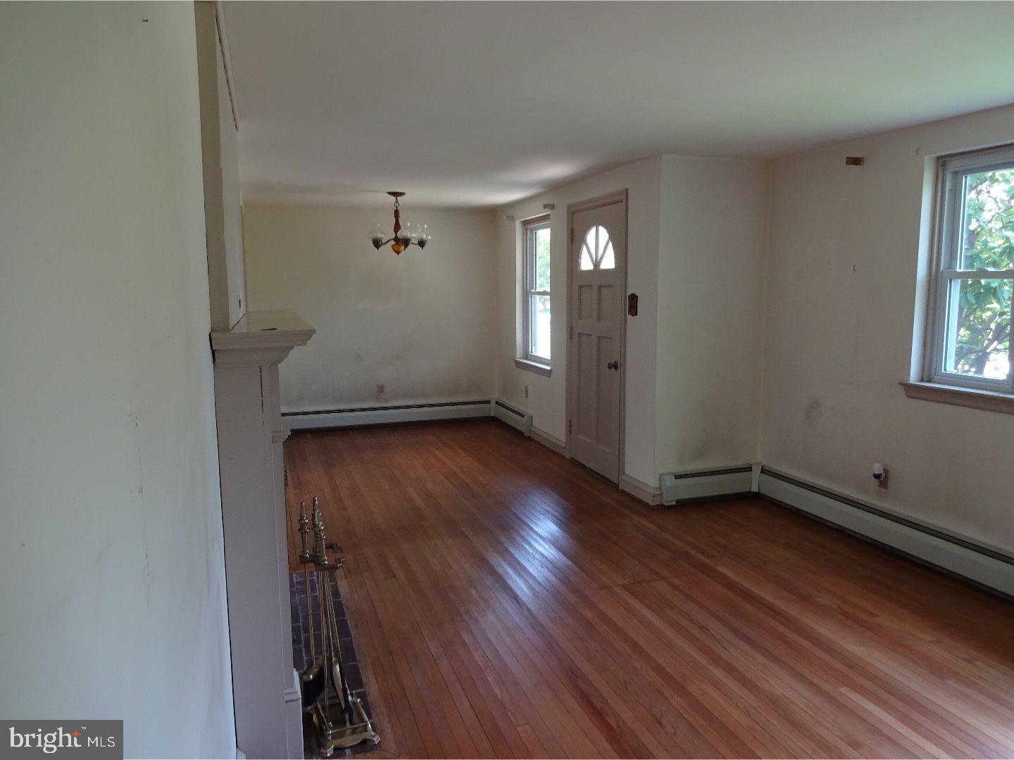 1014 Cardinal Road Audubon, PA 19403 - Photo 8 of 21 Gallery Image 8
