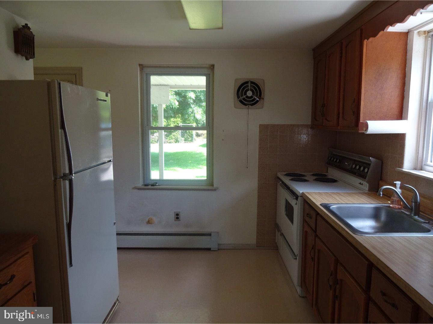 1014 Cardinal Road Audubon, PA 19403 - Photo 9 of 21 Gallery Image 9
