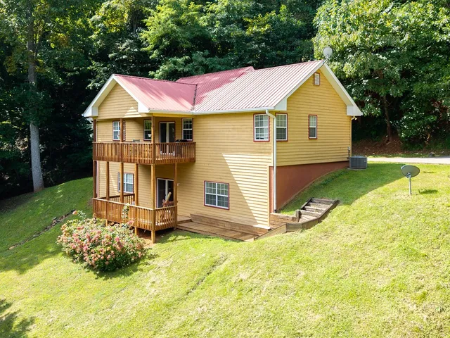 $485,000 | 162 Eagles View Valley, Hayesville, NC 28904