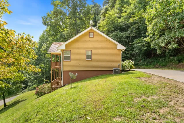 $485,000 | 162 Eagles View Valley, Hayesville, NC 28904