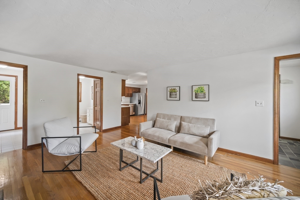9 Northbriar Road Acton, MA 01720 - Photo 10 of 32