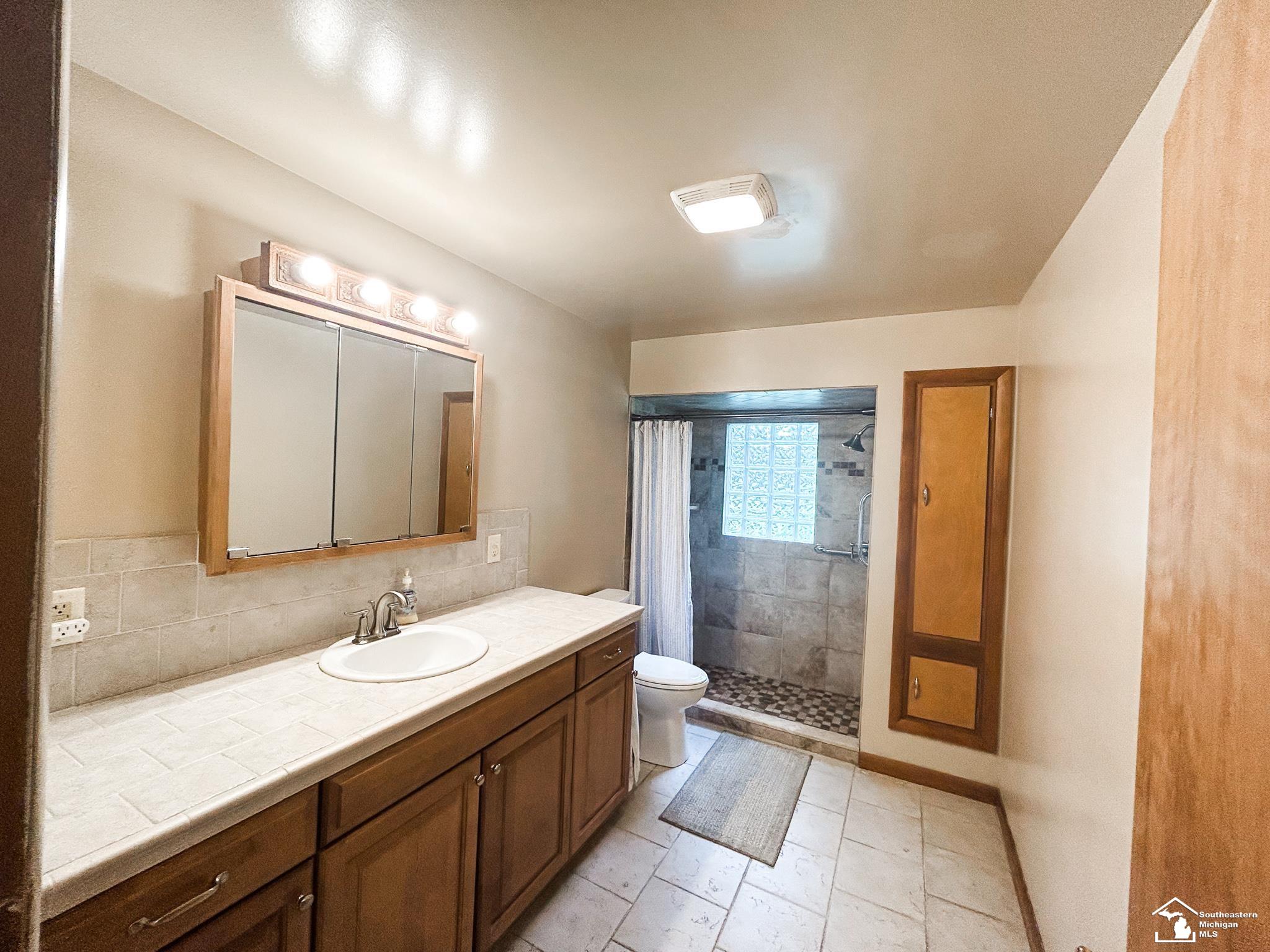 296 East Hurd Road Monroe, MI 48162 - Photo 26 of 48