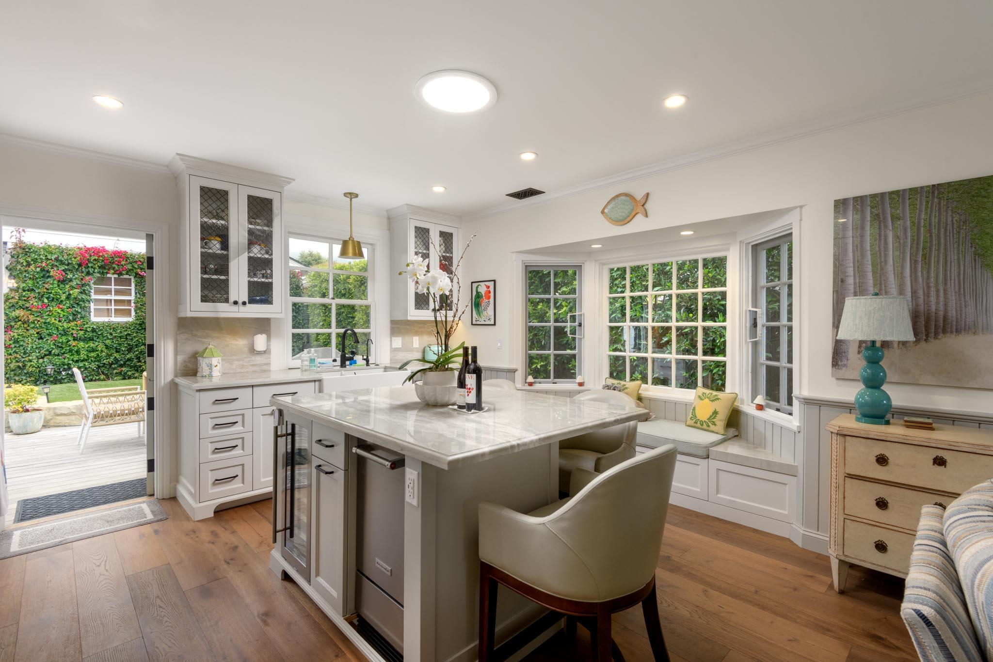 2154 East Valley Road Montecito, CA 93108 - Photo 6 of 17 Kitchen & Breakfast Bar