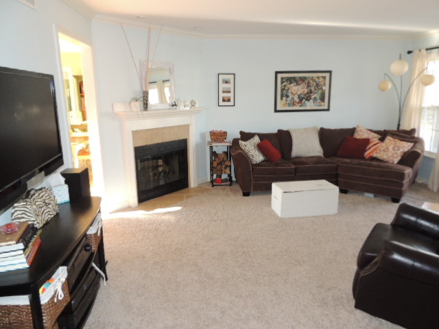 79 Perth Road Cary, IL 60013 - Photo 4 of 13