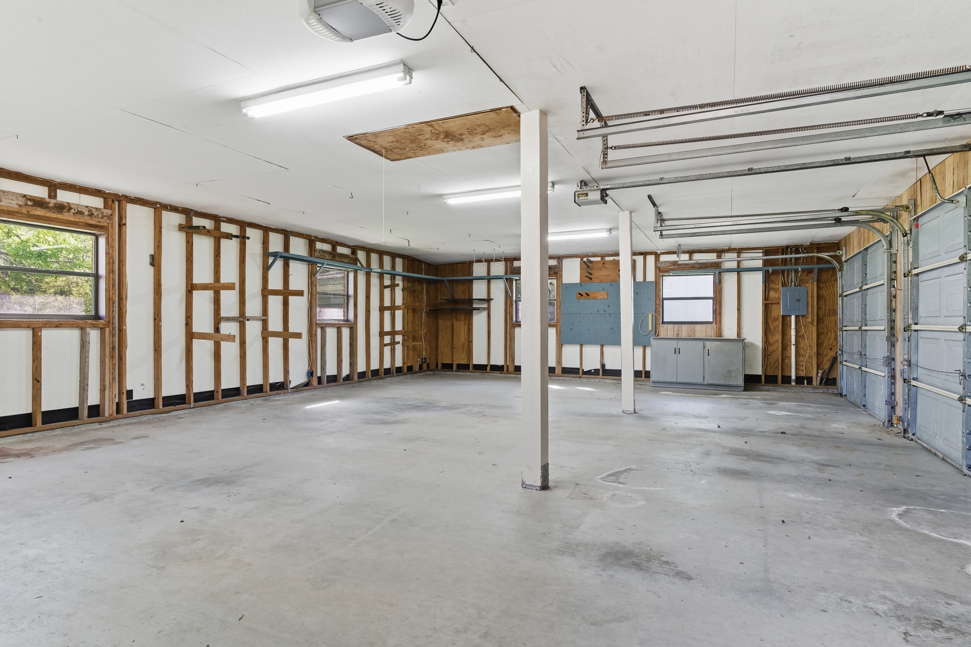 11995 Burrell Cemetery Road Beaumont, TX 77705 - Photo 38 of 43