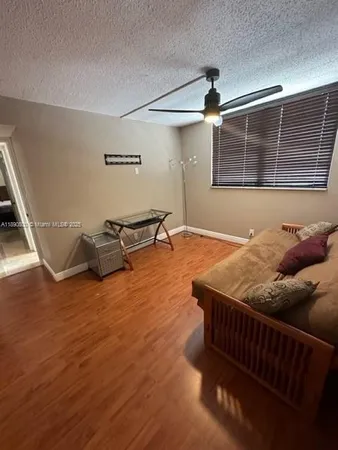 $2,450 | 1811 Jefferson Street, Unit 310, Hollywood, FL 33020