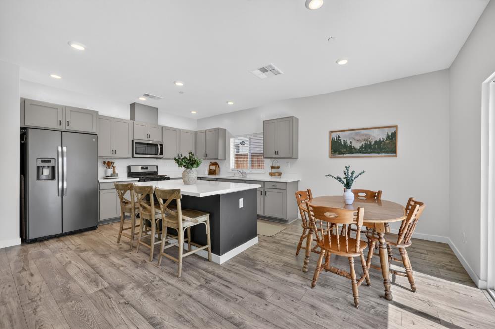3159 Declaration Avenue Lincoln, CA 95648 - Photo 11 of 52