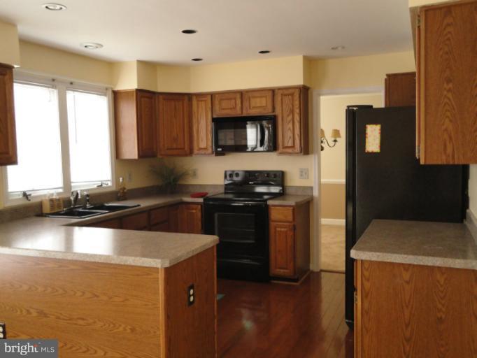 9610 Kings Grant Road Laurel, MD 20723 - Photo 14 of 18 Kitchen