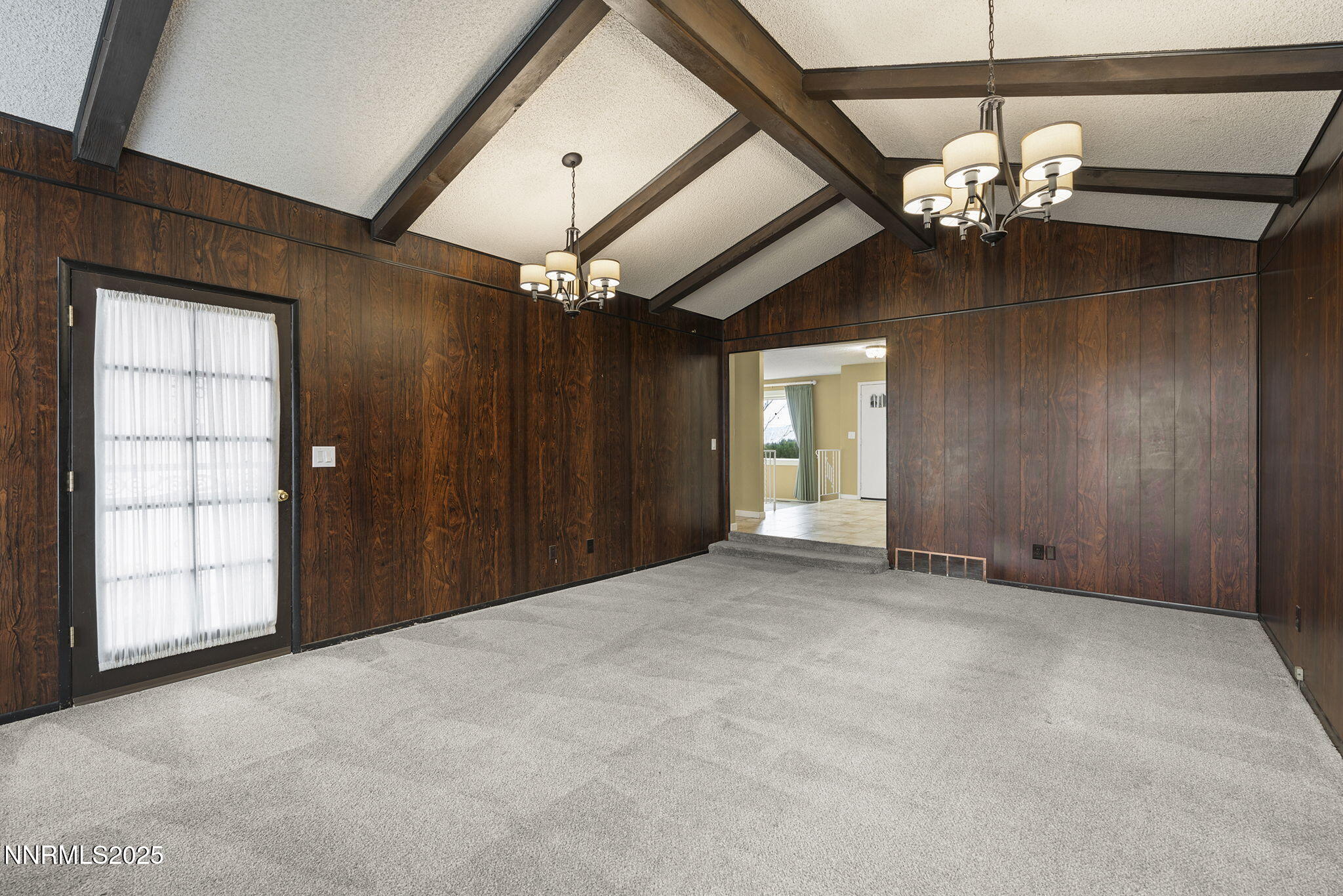 8355 Lakeside Drive Reno, NV 89511 - Photo 12 of 36 25-web-or-mls-_DSC2229