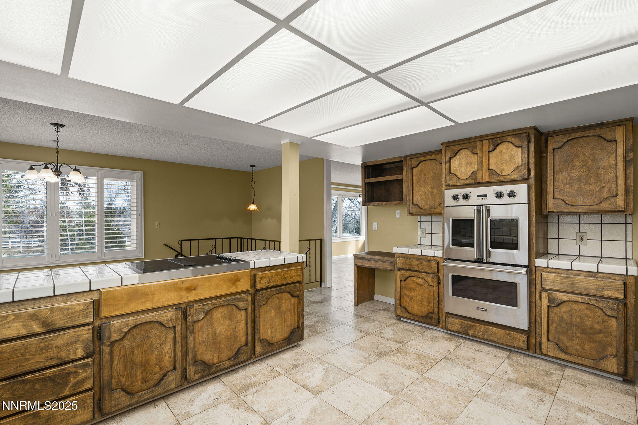 8355 Lakeside Drive Reno, NV 89511 - Photo 16 of 36 19-web-or-mls-_DSC2197