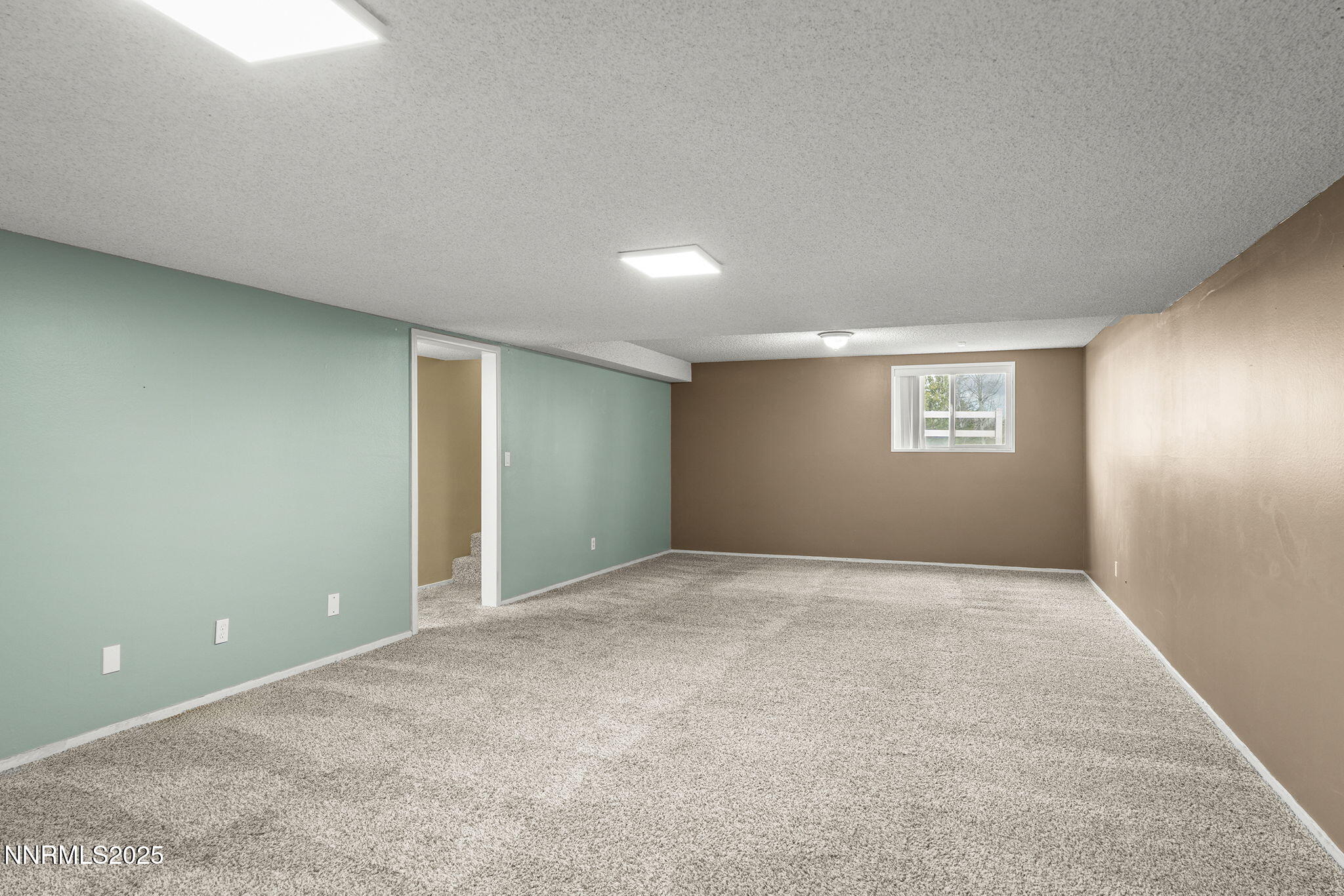 8355 Lakeside Drive Reno, NV 89511 - Photo 25 of 36 34-web-or-mls-_DSC2279