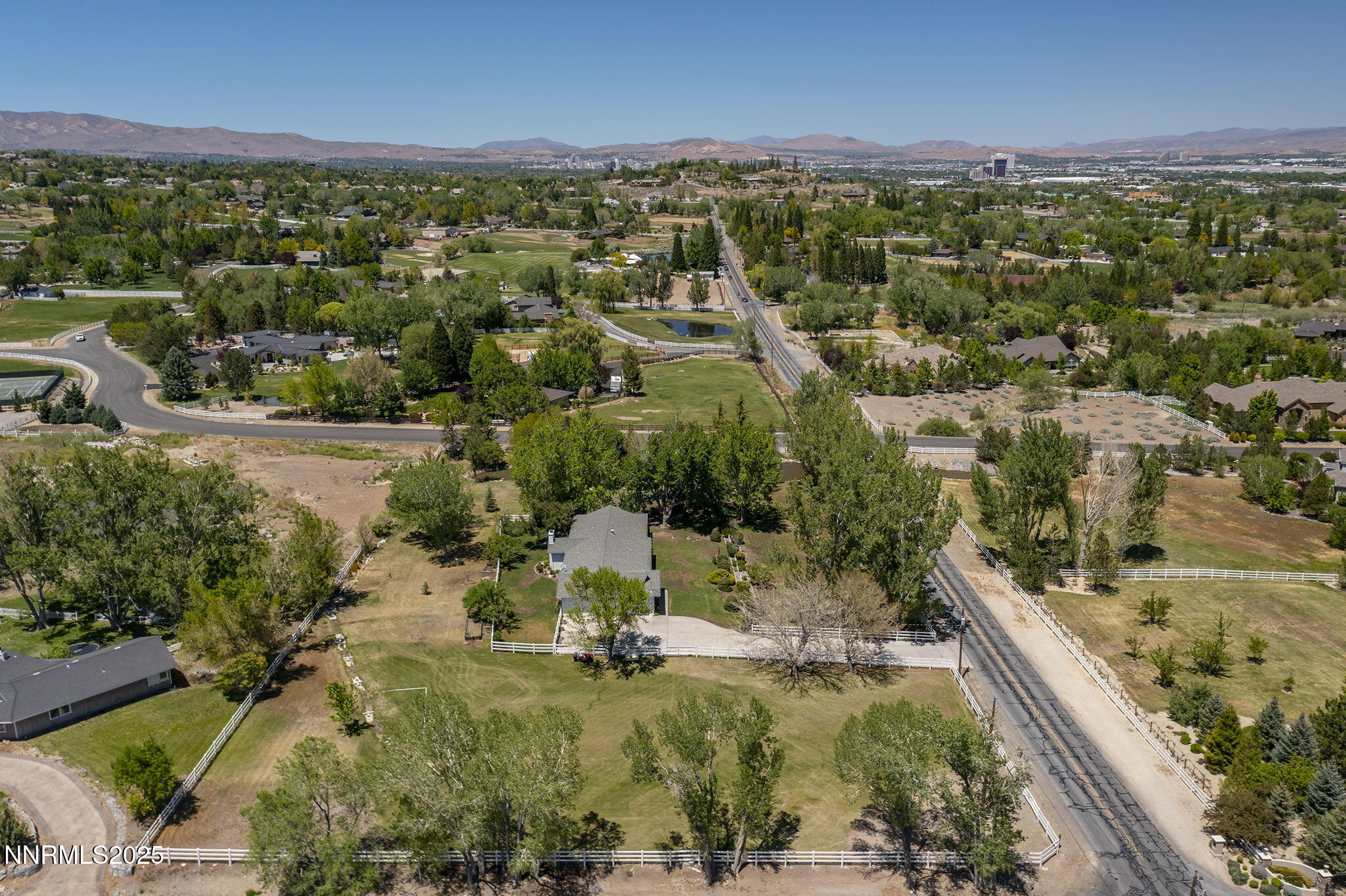 8355 Lakeside Drive Reno, NV 89511 - Photo 33 of 36 46-web-or-mls-DJI_0538