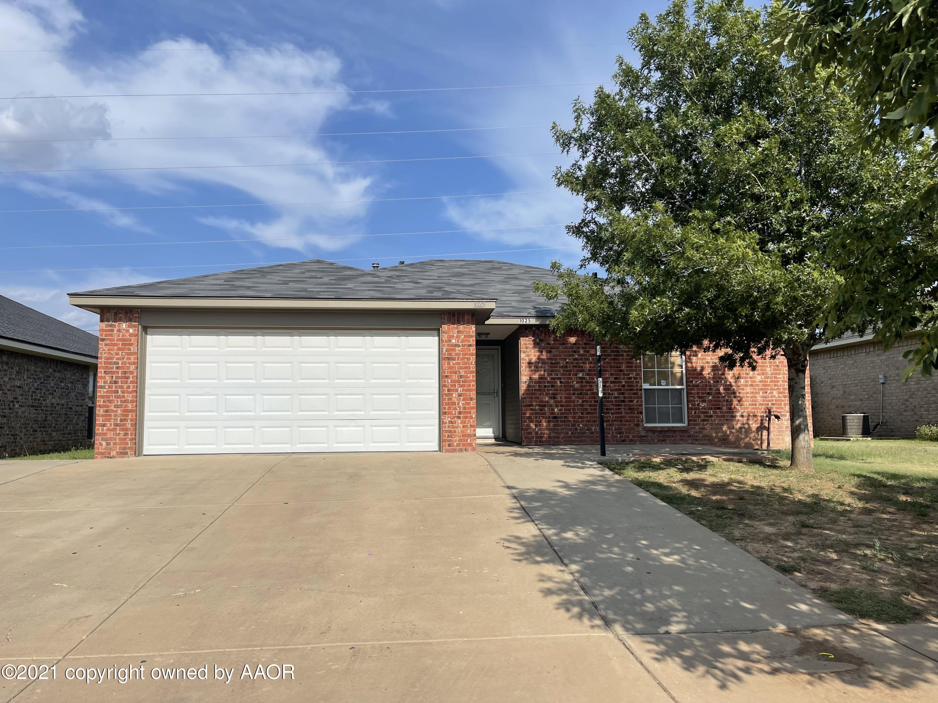 1025 Ketler Street Amarillo, TX 79104 - Photo 20 of 29 a view of a house with a outdoor space