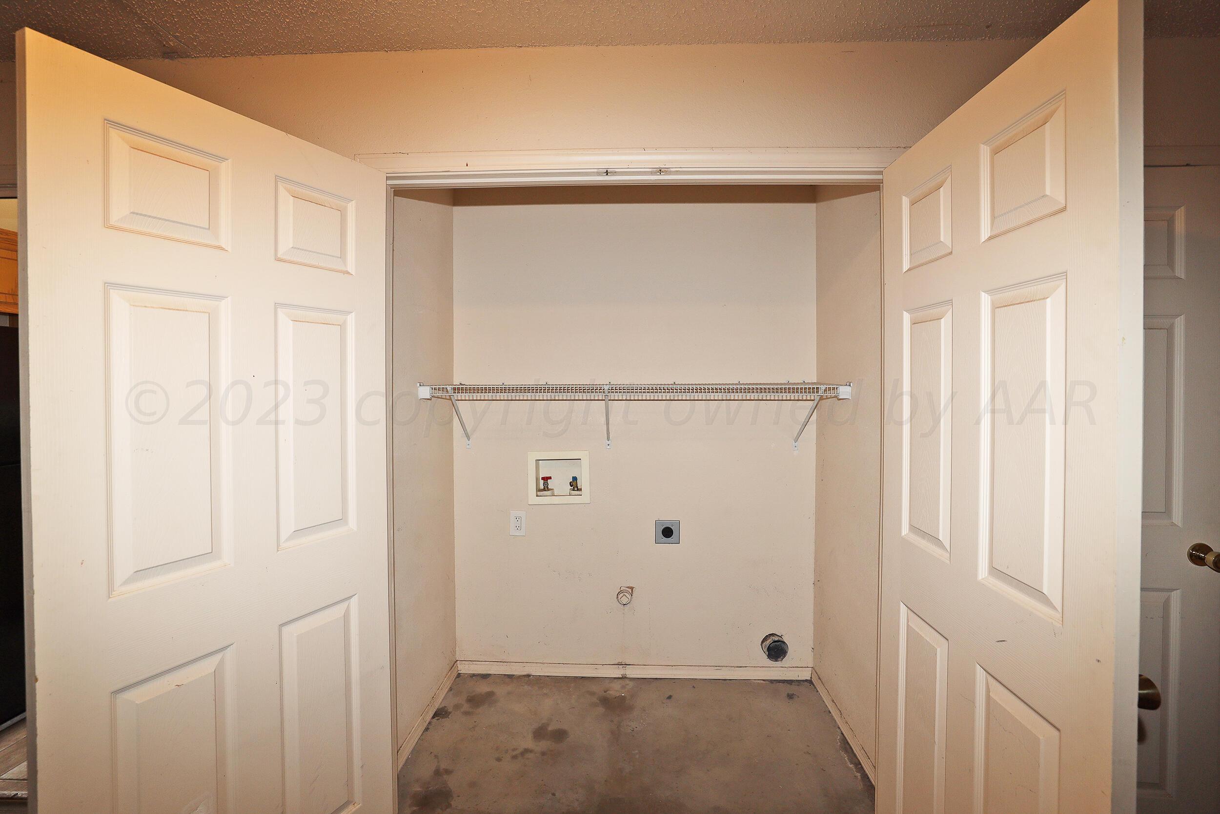 1025 Ketler Street Amarillo, TX 79104 - Photo 26 of 29 a view of utility room