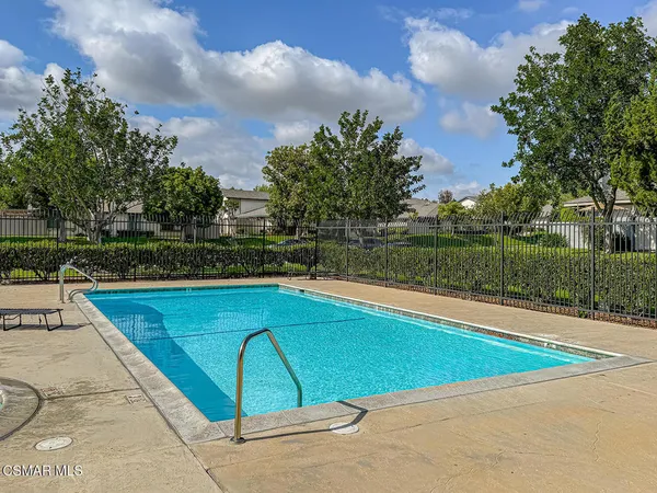 $625,000 | 1752 East Avenida De Las Flores, Thousand Oaks, CA 91362