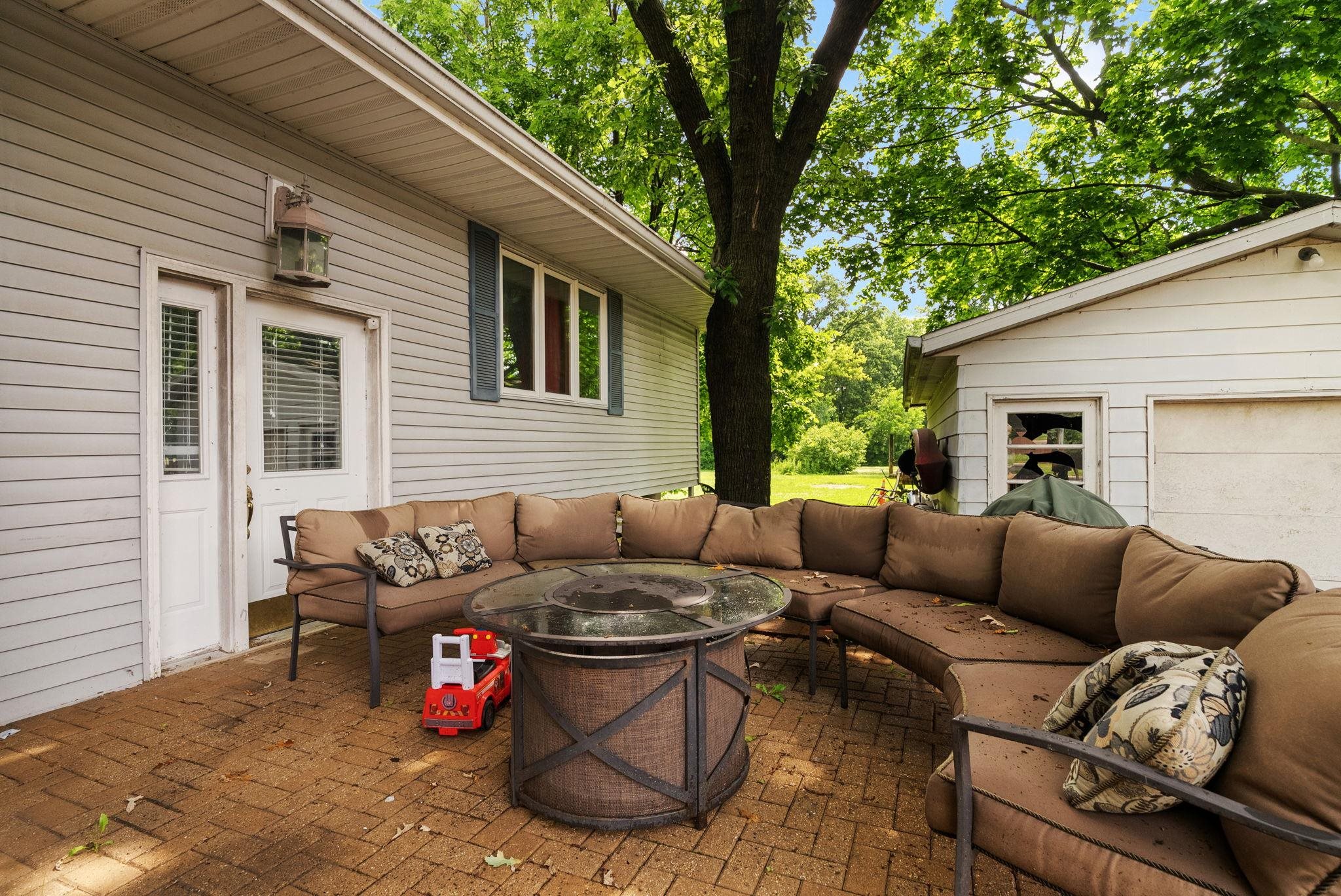 633 Pony Lane Sun Prairie, WI 53590 - Photo 17 of 26
