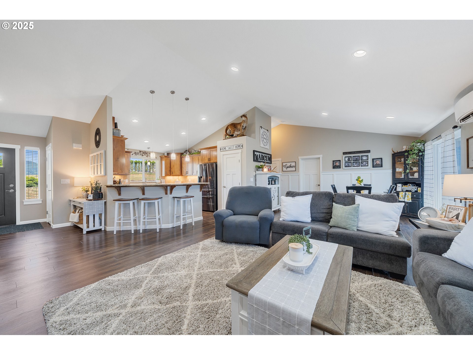 10340 Skyview Road Tillamook, OR 97141 - Photo 13 of 38 Gallery Image 13