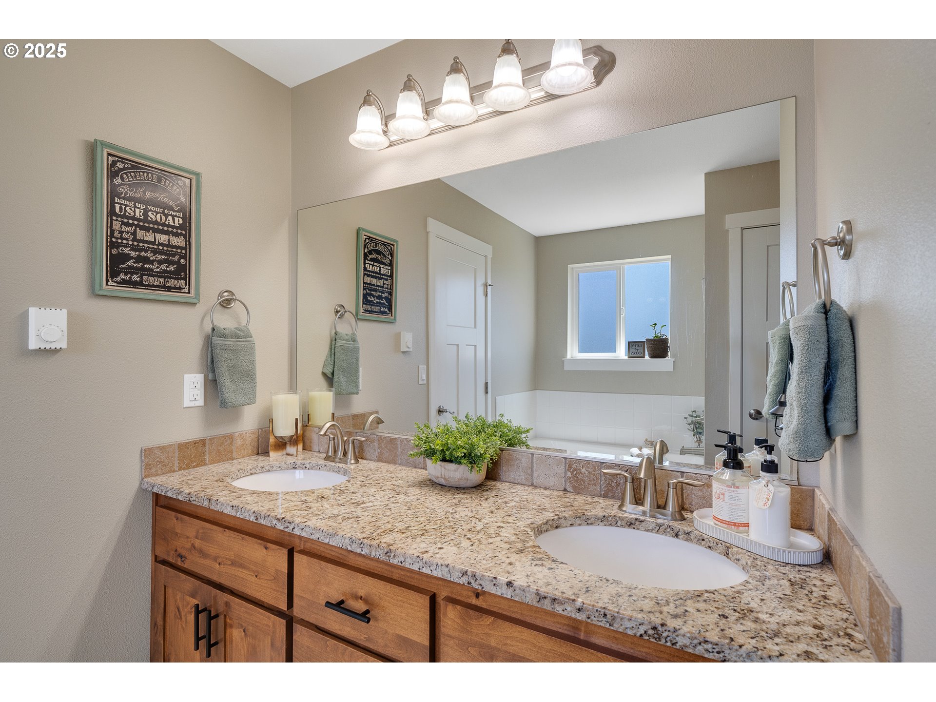 10340 Skyview Road Tillamook, OR 97141 - Photo 23 of 38 Gallery Image 23