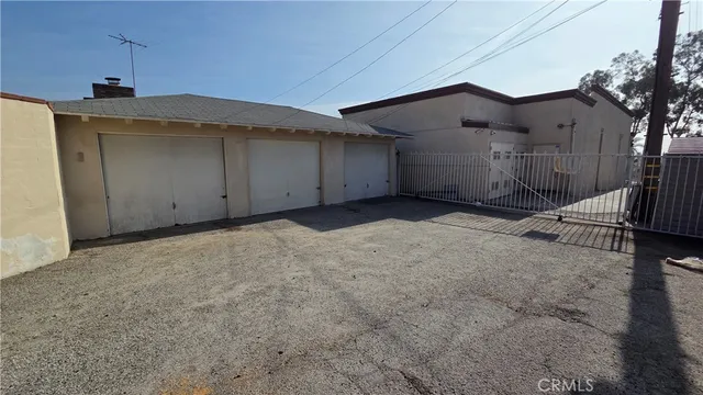 $1,950 | 511 North 19th Street, Montebello, CA 90640