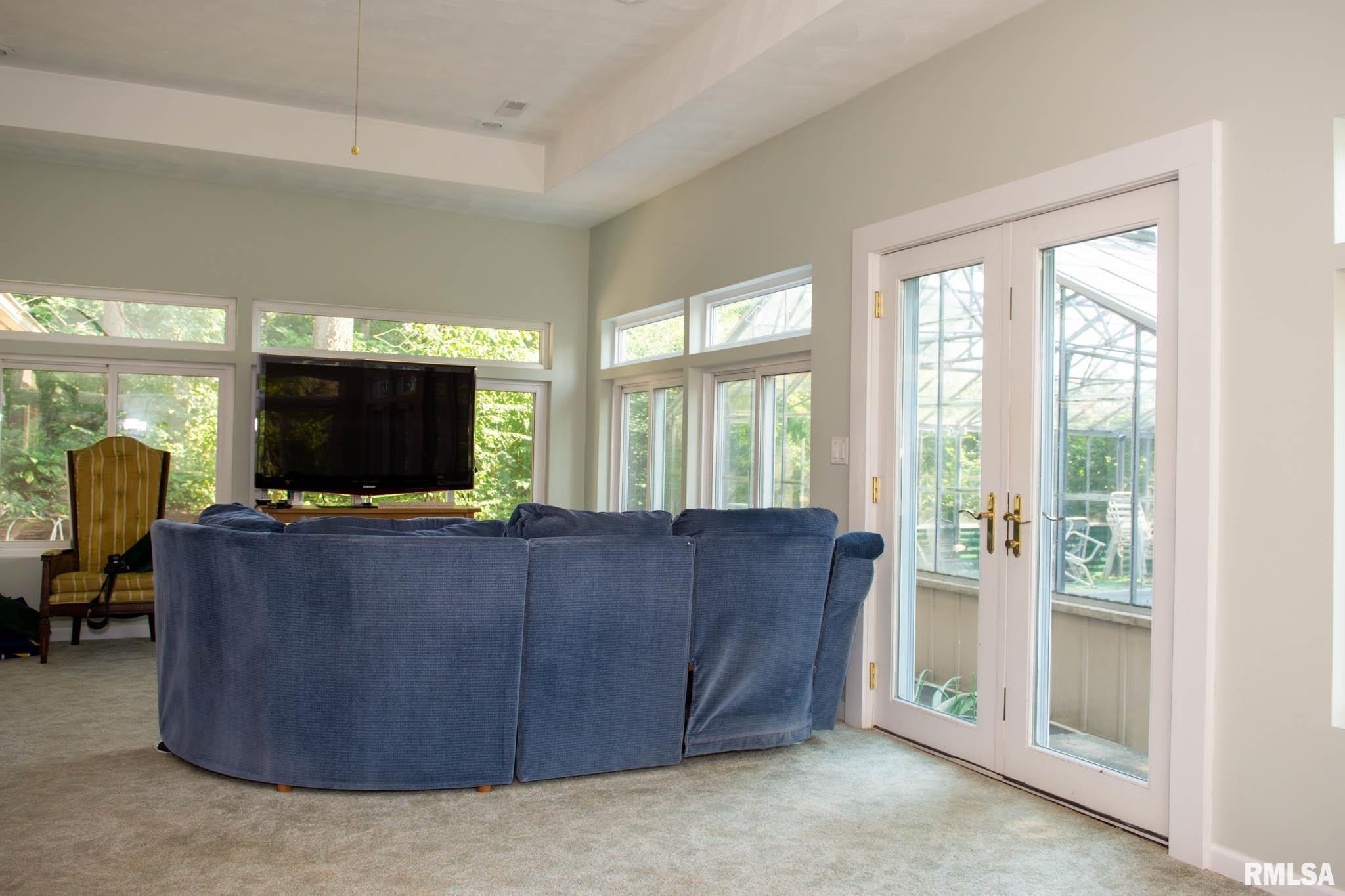 1320 Main Avenue Clinton, IA 52732 - Photo 17 of 49