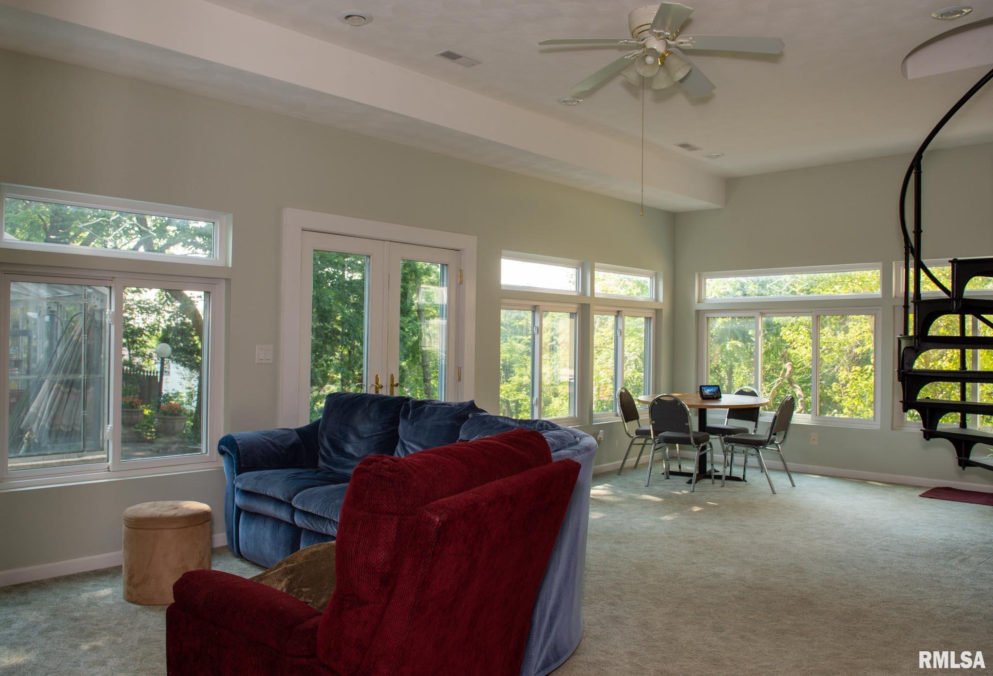 1320 Main Avenue Clinton, IA 52732 - Photo 18 of 49