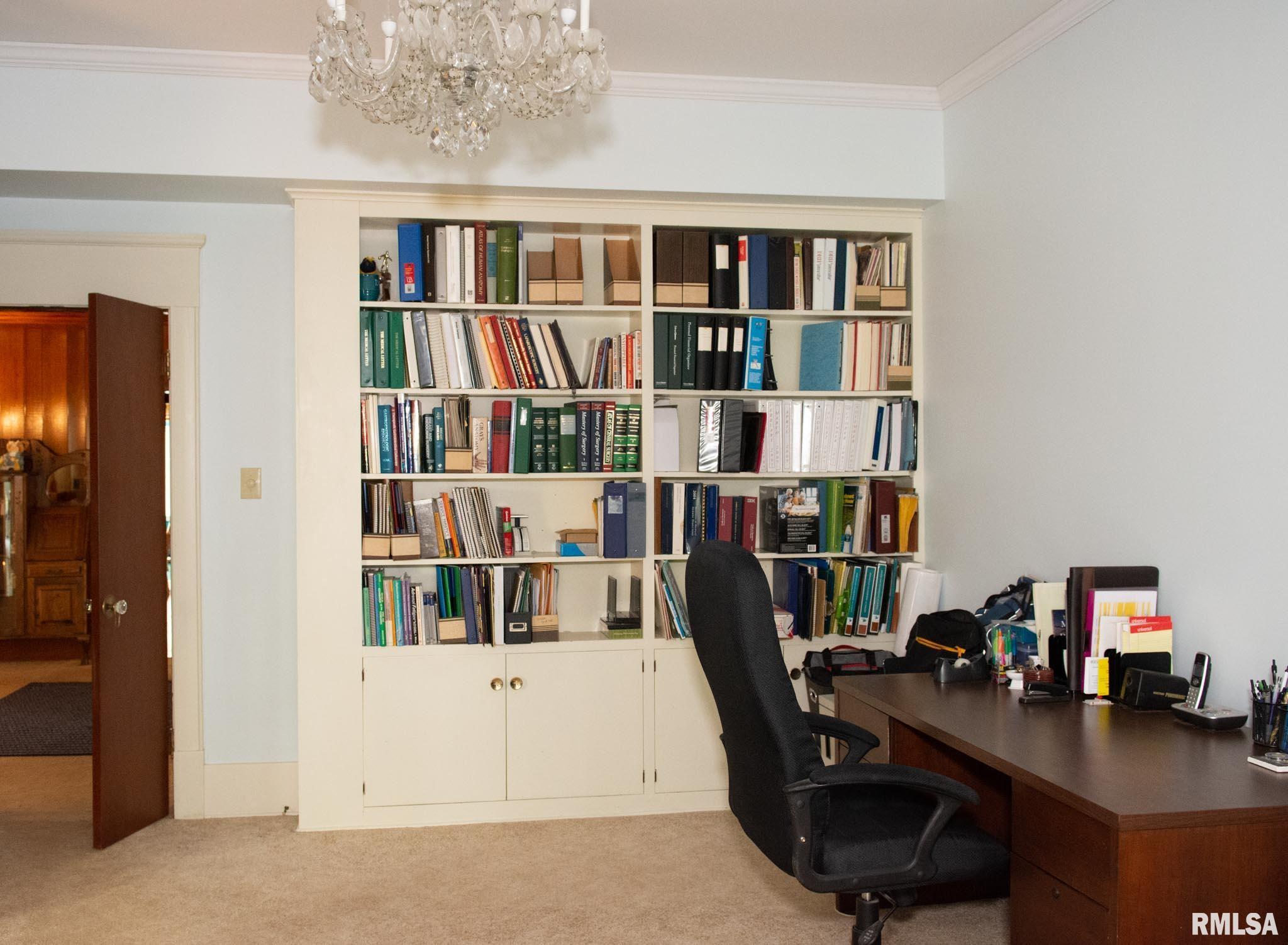 1320 Main Avenue Clinton, IA 52732 - Photo 21 of 49