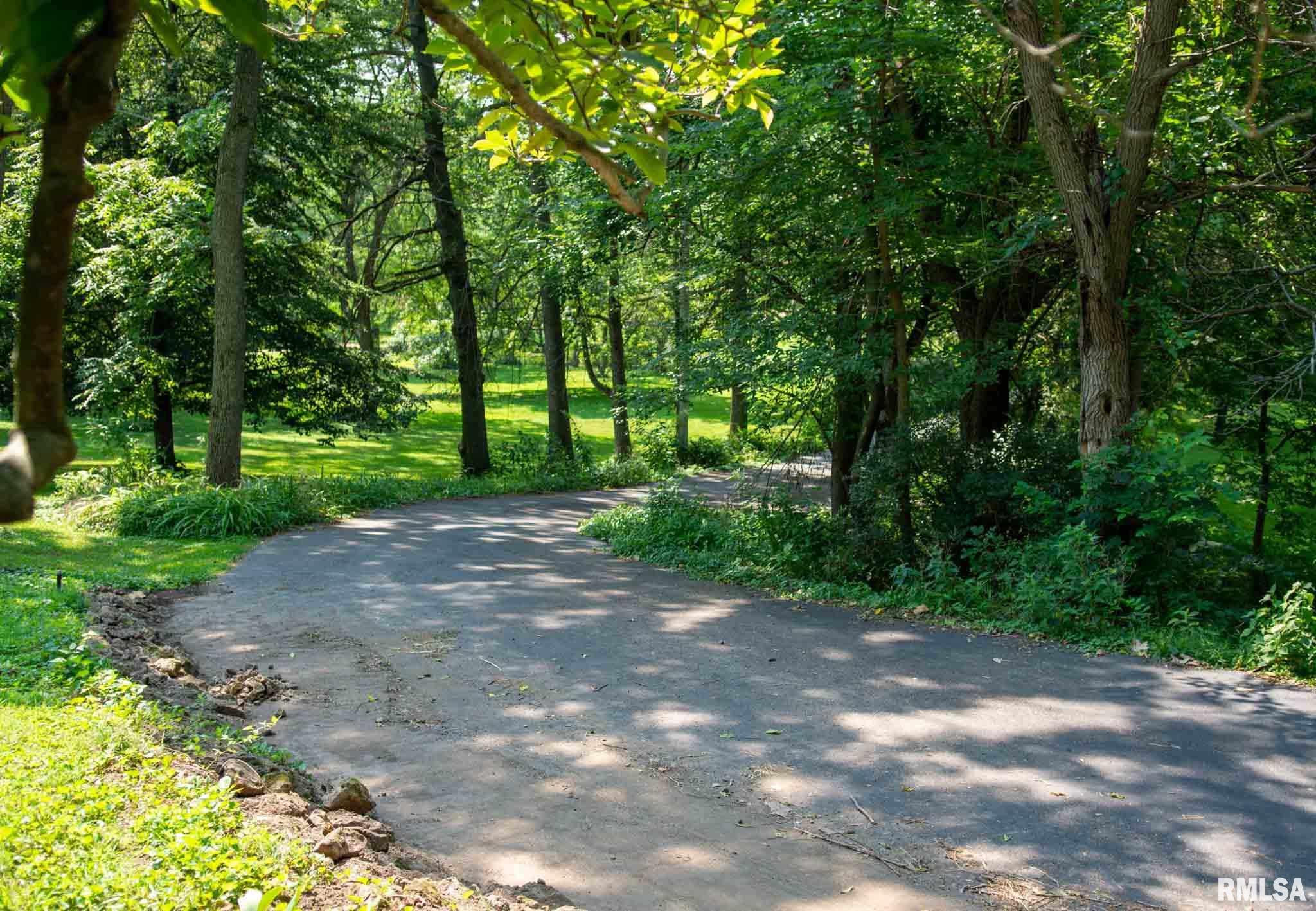 1320 Main Avenue Clinton, IA 52732 - Photo 43 of 49