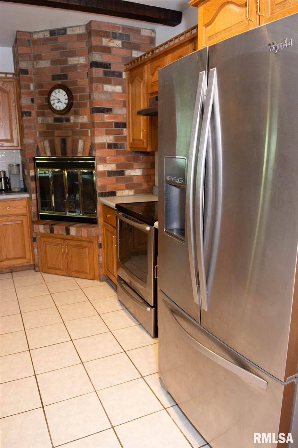 1320 Main Avenue Clinton, IA 52732 - Photo 6 of 49