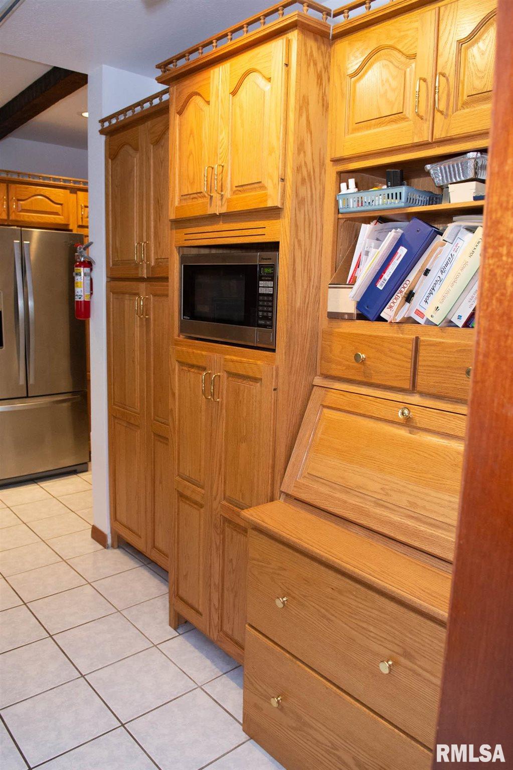 1320 Main Avenue Clinton, IA 52732 - Photo 7 of 49