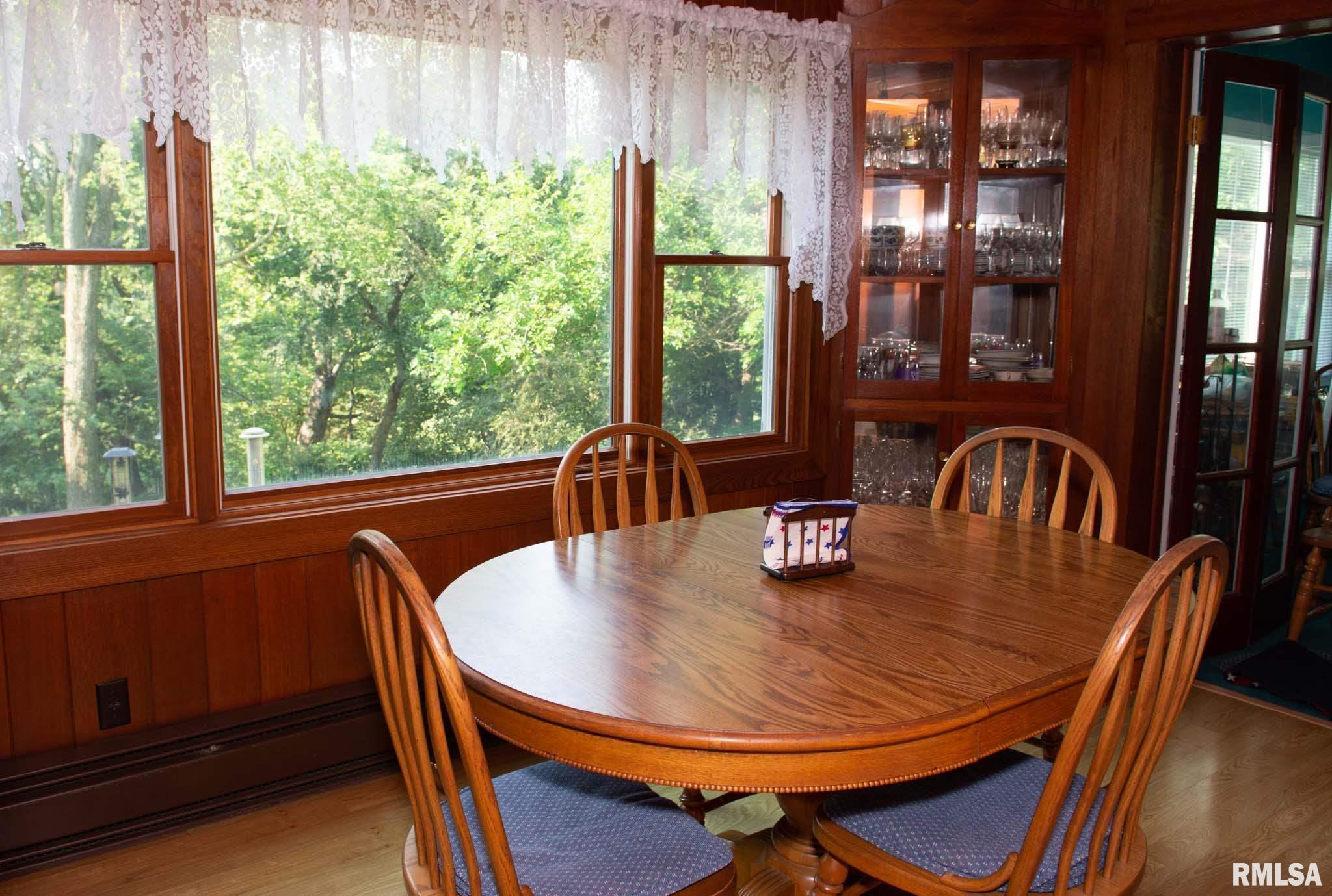 1320 Main Avenue Clinton, IA 52732 - Photo 8 of 49