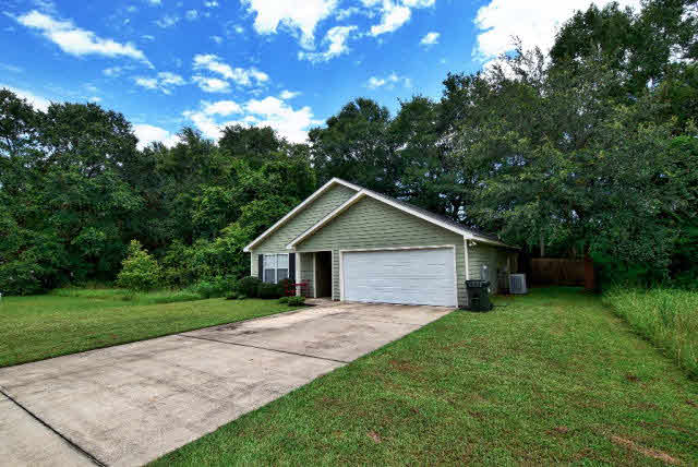 14604 Silveroaks Loop Silverhill, AL 36576 - Photo 3 of 24