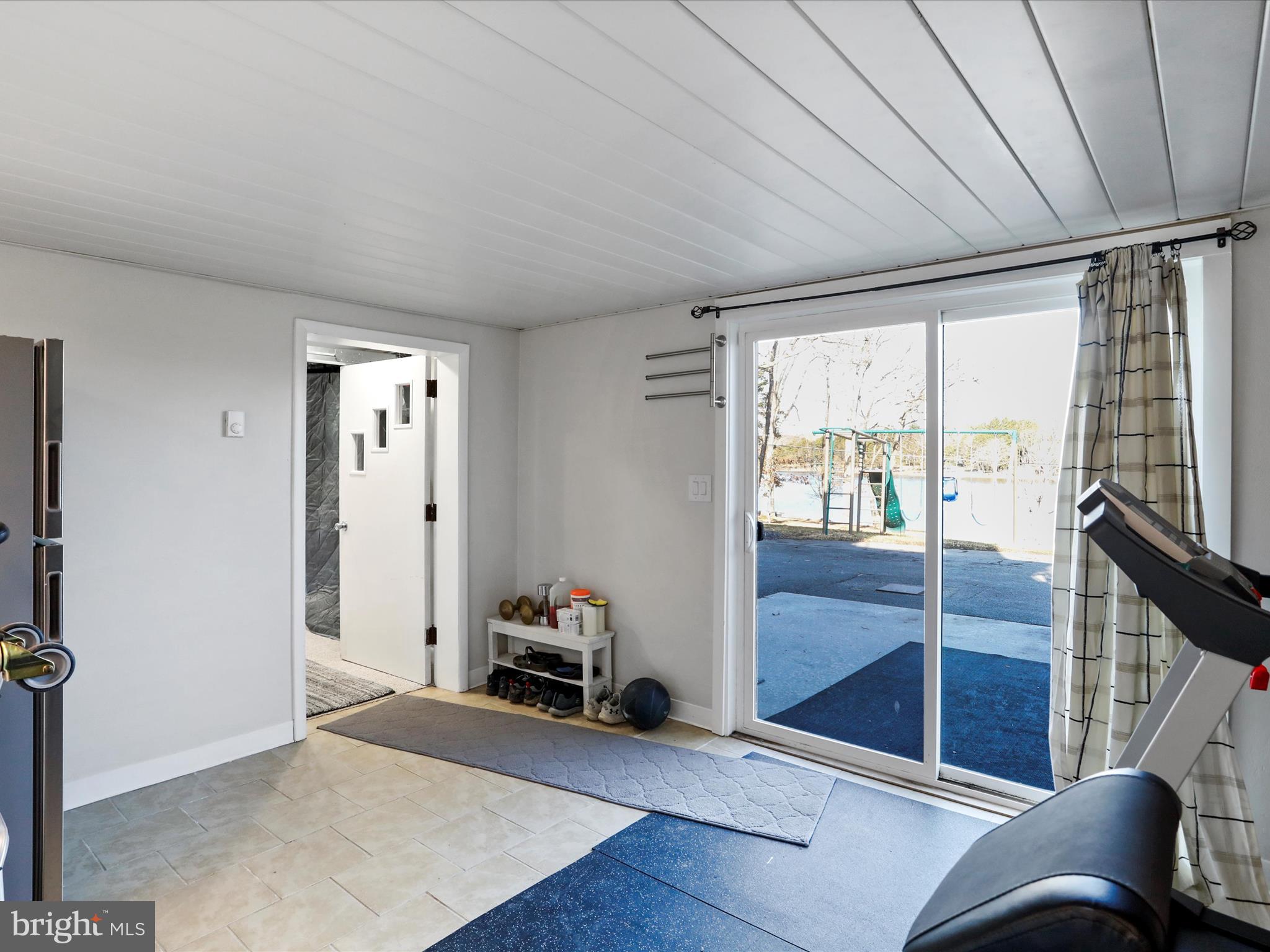 468 Pritts Road Swanton, MD 21561 - Photo 28 of 58 a view of a livingroom with furniture and windows