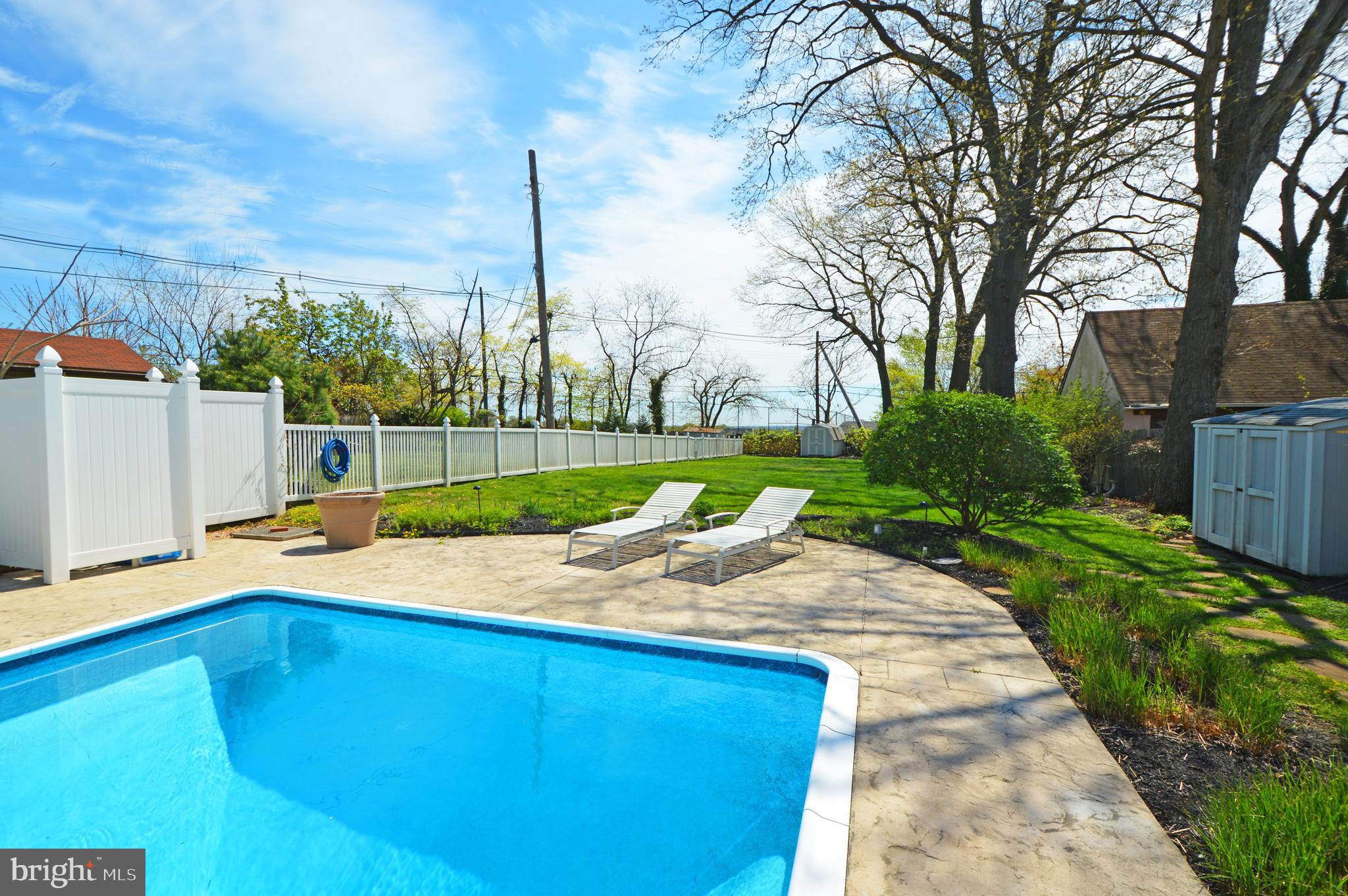 4215 Harcourt Road Baltimore, MD 21214 - Photo 14 of 46 In Ground Pool and Rear Yard